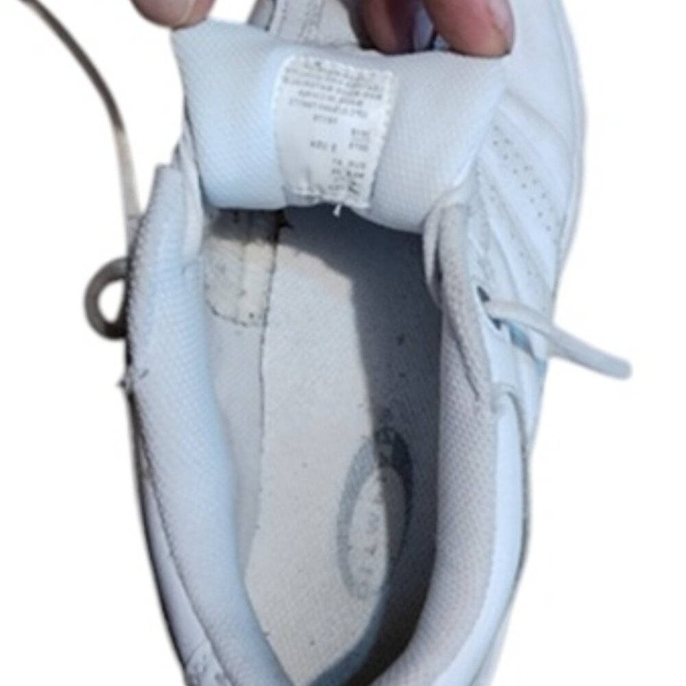 White Olympian Women's shoes for an active life, size 9.